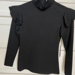 Hunter Bell fitted top size small